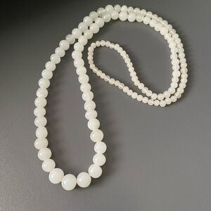 Elegant White Natural Stone Beaded Necklace